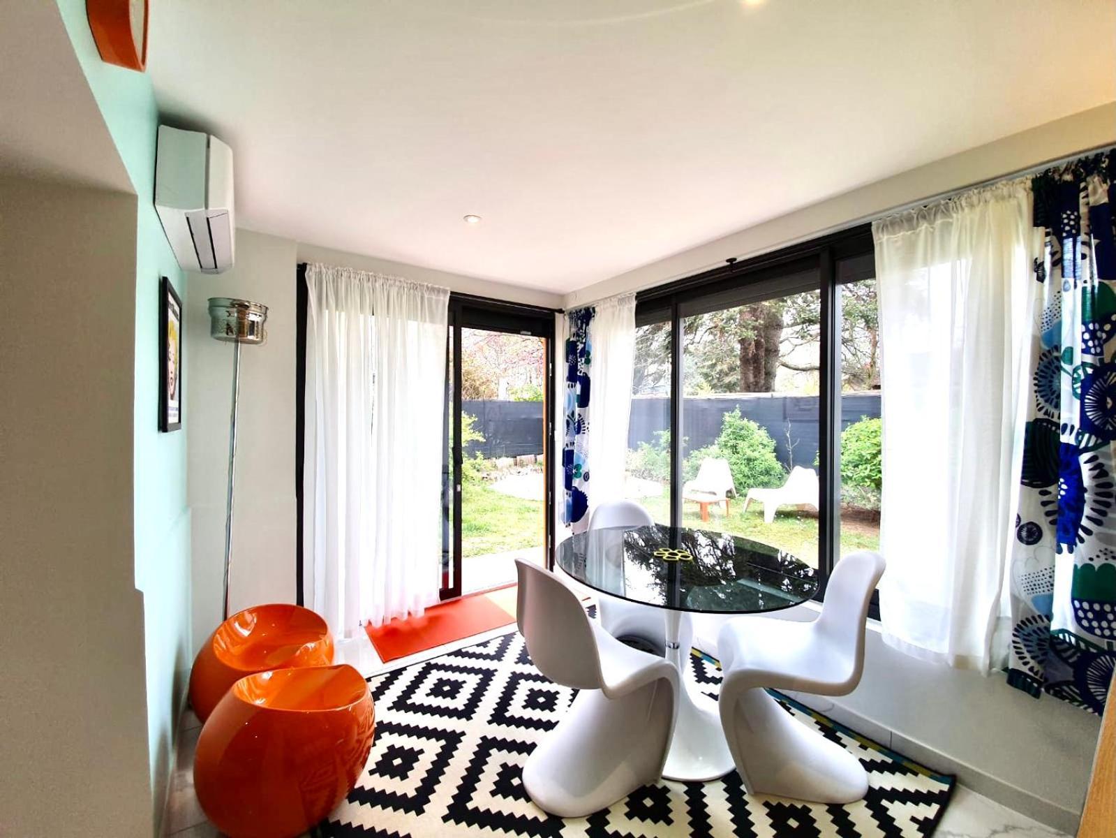 La Maison Pop Appartement Meuble Independant Avec Jardin Romans-sur-Isère المظهر الخارجي الصورة